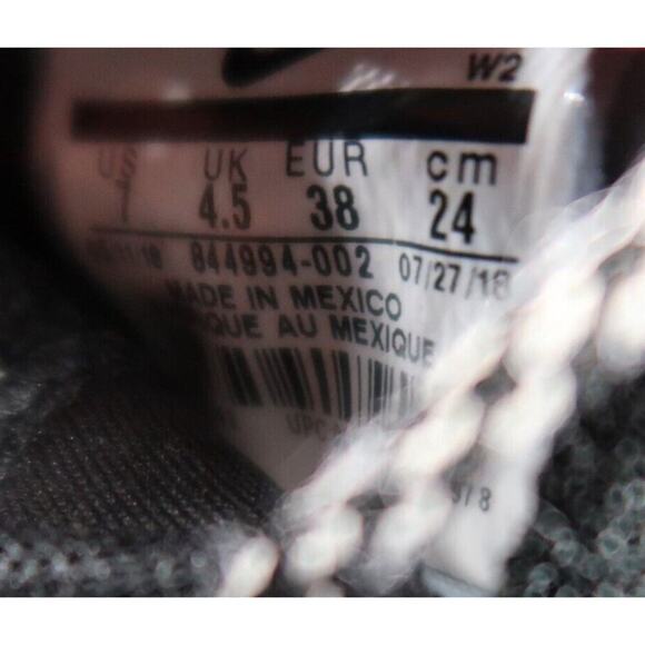 Nike Shoes Womens 7 Athletic Trainers Roshe One Sneakers Lifestyle Running Black - Picture 12 of 14